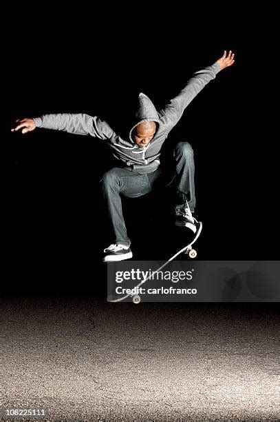 Roller Skating Tricks Photos and Premium High Res Pictures - Getty Images