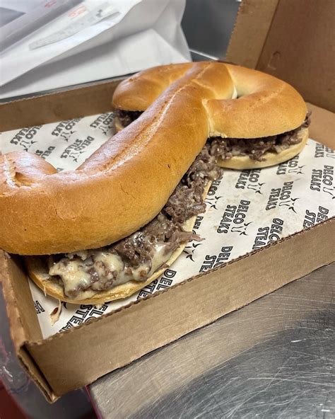 Delco Steaks on Twitter: "Delco Steaks 🤝 Carangi Bakery Introducing the Delcodelphia! 20oz black ...