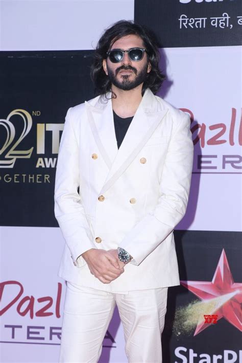 Celebs At The Red Carpet Of 22nd ITA Awards In Mumbai - Gallery - Social News XYZ