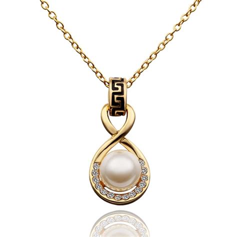 Necklaces 18K Gold Beautiful Necklaces 18K Gold Popular Women's Jewelry ...