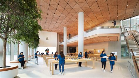 Apple BKC in Mumbai opens for customers this Tuesday - Apple (UK)