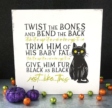 Hocus Pocus Binx Cat Spell Sign | artsy-fartsy mama