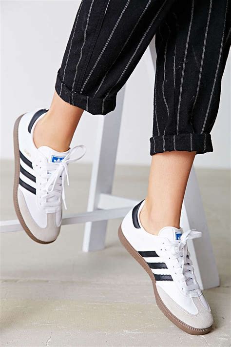 adidas Originals Samba Sneaker | Zapatos vans mujer, Zapatos vans y Zapatos