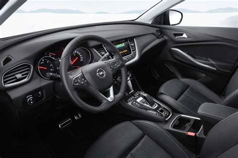 Opel Grandland X: interior en 360 grados - Clicacoches