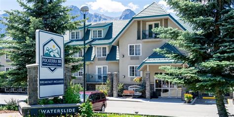 $129—Member-favourite Canmore hotel w/wine | Travelzoo