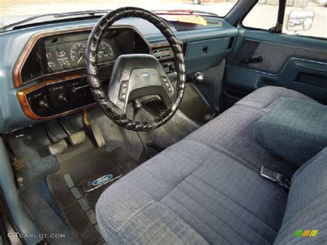 1988 Ford F150 XLT Lariat Regular Cab 4x4 Interior Color Photos ...