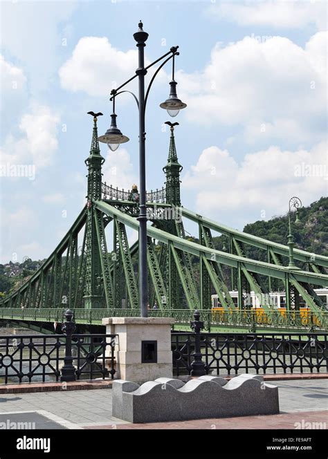 Liberty Bridge, Budapest Stock Photo - Alamy