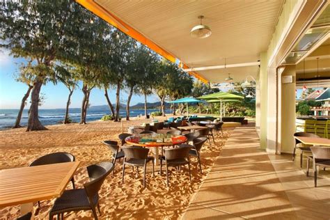 Dine With Your Toes In The Sand At This Perfectly Hawaiian Restaurant ...