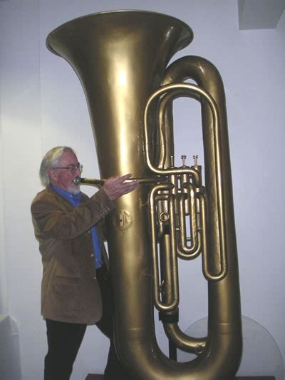 Giant Tuba, largest tuba in the world, giant musical instrument