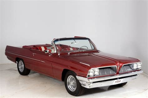 1961 Pontiac Catalina | Volo Museum