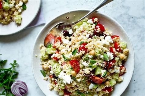 Řecký kuskus salát | Recipe | Healthy fall recipes dinner, Energy foods ...