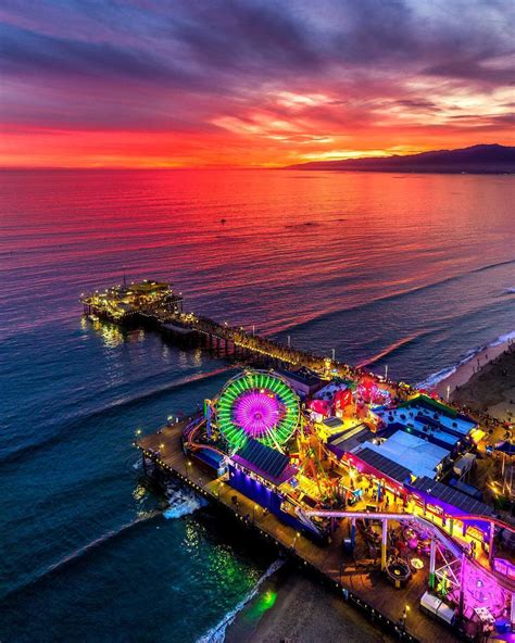 The beautiful Santa Monica Pier at sunset. : r/SantaMonica