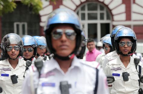 Indian Women Traffic Police Officers Lalbazar Editorial Stock Photo ...