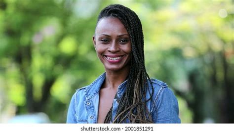 Confident African Woman Face Smiling Portrait Foto stock 2030810663 | Shutterstock