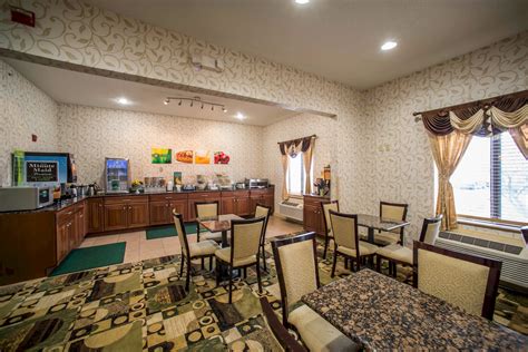 Litchfield Hotel Coupons for Litchfield, Illinois - FreeHotelCoupons.com