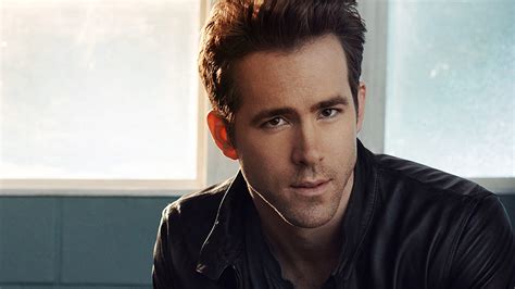 Ryan Reynolds - Biography, Height & Life Story | Super Stars Bio