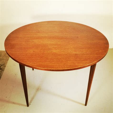 Scandinavian Round Dining Table for sale at Pamono