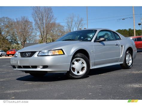 Silver Metallic 2000 Ford Mustang V6 Coupe Exterior Photo #77504283 | GTCarLot.com