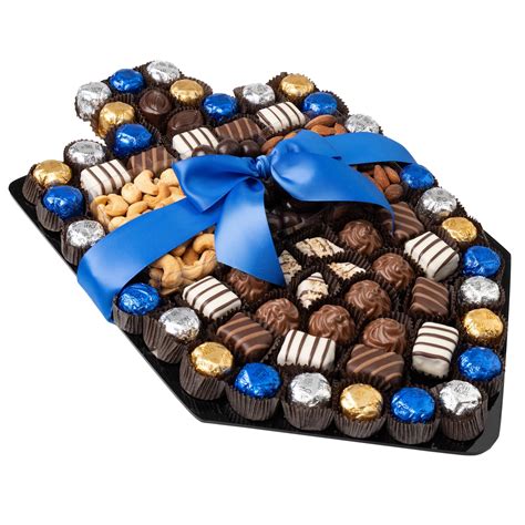 Hanukkah X-Large Chocolate & Nuts Dreidel Gift Basket • Hanukkah (Chanukah) Gift Baskets ...