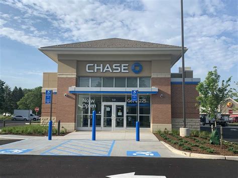 Chase branching out across CT as other banks consolidate