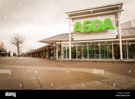 ASDA supermarket, Swanley Square shopping centre, Kent UK 2016 Stock Photo - Alamy