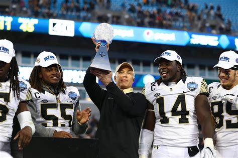 Former Wake Forest Football Players sign NFL contracts - Blogger So Dear