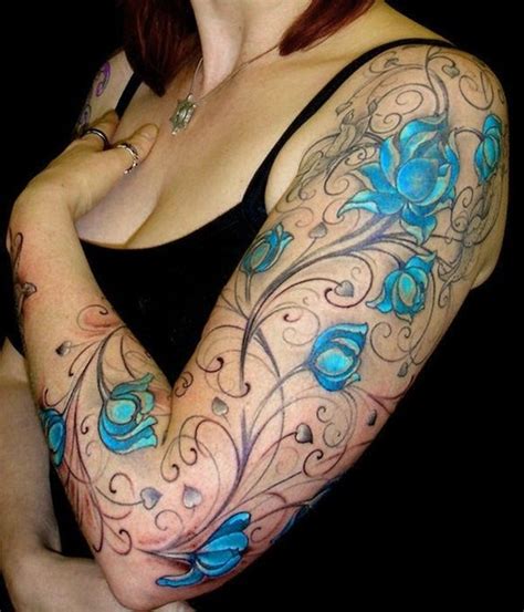 40 Insanely Gorgeous Blue Tattoos in Trend | Tatuagens de flores azuis, Tatuagens de videira ...