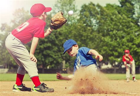 7 Amazing Health Benefits of Baseball to Your Kid - Women Daily Magazine