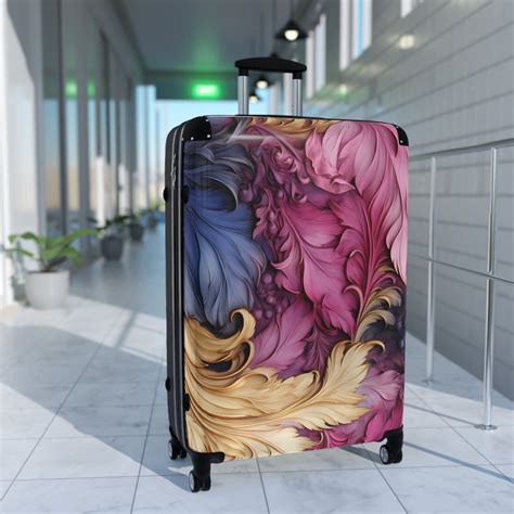 Stunning Hard-shell Luggage Set, Stylish Matching Luggage in 3 Sizes ...