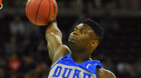 NBA - Zion Williamson obtient une note de dunk record dans 2K20