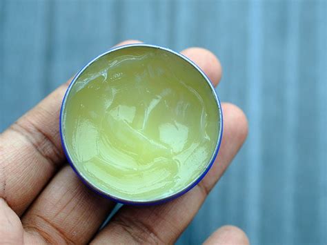 Vaseline for Moisturizer: Benefits, Drawbacks, and More