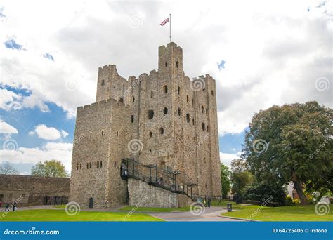 Rochester Castle 12th-century. Castle and Ruins of Fortifications. Kent ...