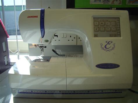 Janome Embroidery Machine Memory Craft 300E with Instructions/ Embroidery Hoops / Scanner | in ...