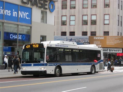 File:MTA New York City Bus 3817-Manhattan.jpg - Wikimedia Commons