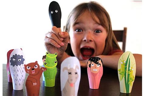 DIY Passover craft: The cutest free printable 10 plague finger puppets