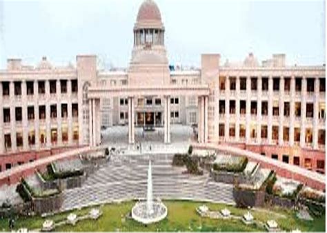 High Court Lucknow New Building Inauguration - हाईकोर्ट की नई बिल्डिंग का हुआ उद्घाटन, CJI को ...