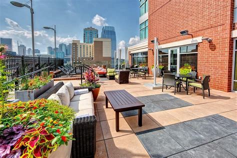 Hilton Garden Inn Nashville Downtown / Convention Center - UPDATED 2022 Prices, Reviews & Photos ...