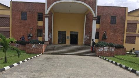 Rivers state university 'cult clash' claim anoda student life - BBC News Pidgin