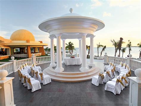 Barcelo Maya Palace | allinclusiveresorts.com