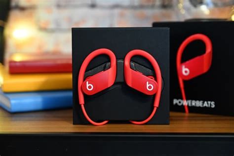 Apple Powerbeats 4 Launched: Check Features and Price - TechBurner