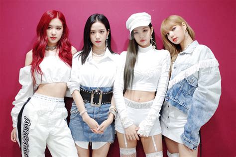 BLACKPINK Shares Beautiful Photos in White Outfit After Music Core