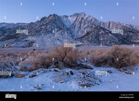 Lone pine peak hi-res stock photography and images - Alamy