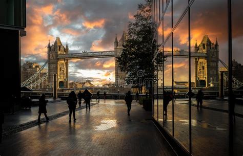 Landscape with Tower Bridge in London Editorial Image - Image of ...