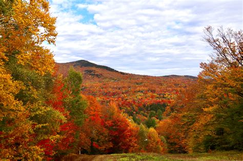 Stowe, Vermont Fall Foliage, Oct. 11, 2019 – Ryan Arel