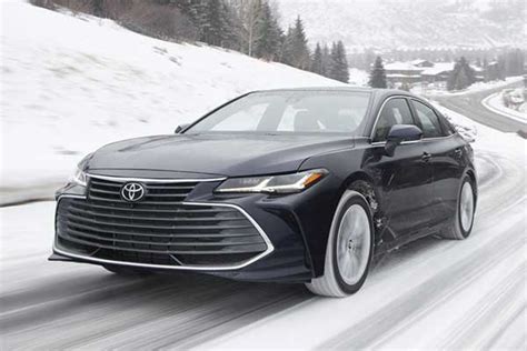 2021 Toyota Avalon Review - Autotrader