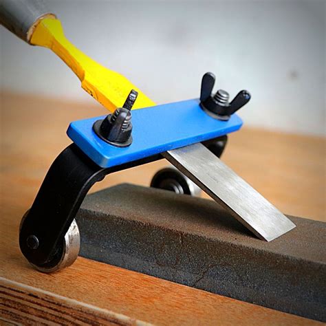 Diy Chisel Sharpening Jig - homemade scary-sharpening jig : When i started out using more and ...