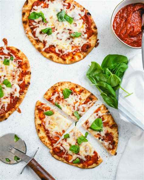 Naan Pizza (Fast & Easy Dinner!) – A Couple Cooks