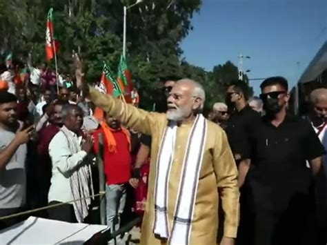 'Modi-Modi, Sher Aaya' Slogans PM In Himachal Pradesh's Una: Watch