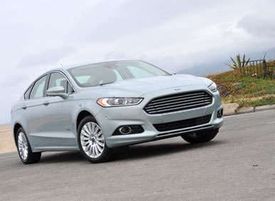 2013 Ford Fusion Energi First Drive | Autobytel