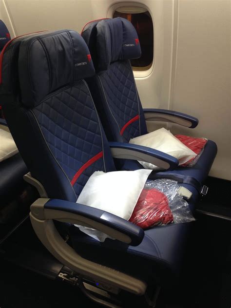 Delta Comfort Plus Review - The Travel Bite